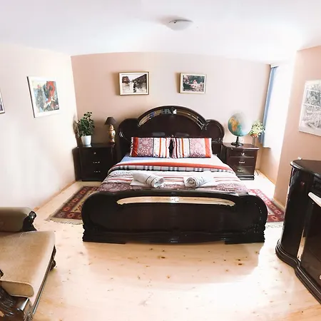 ホステル ユニバース ホステル スコピエ